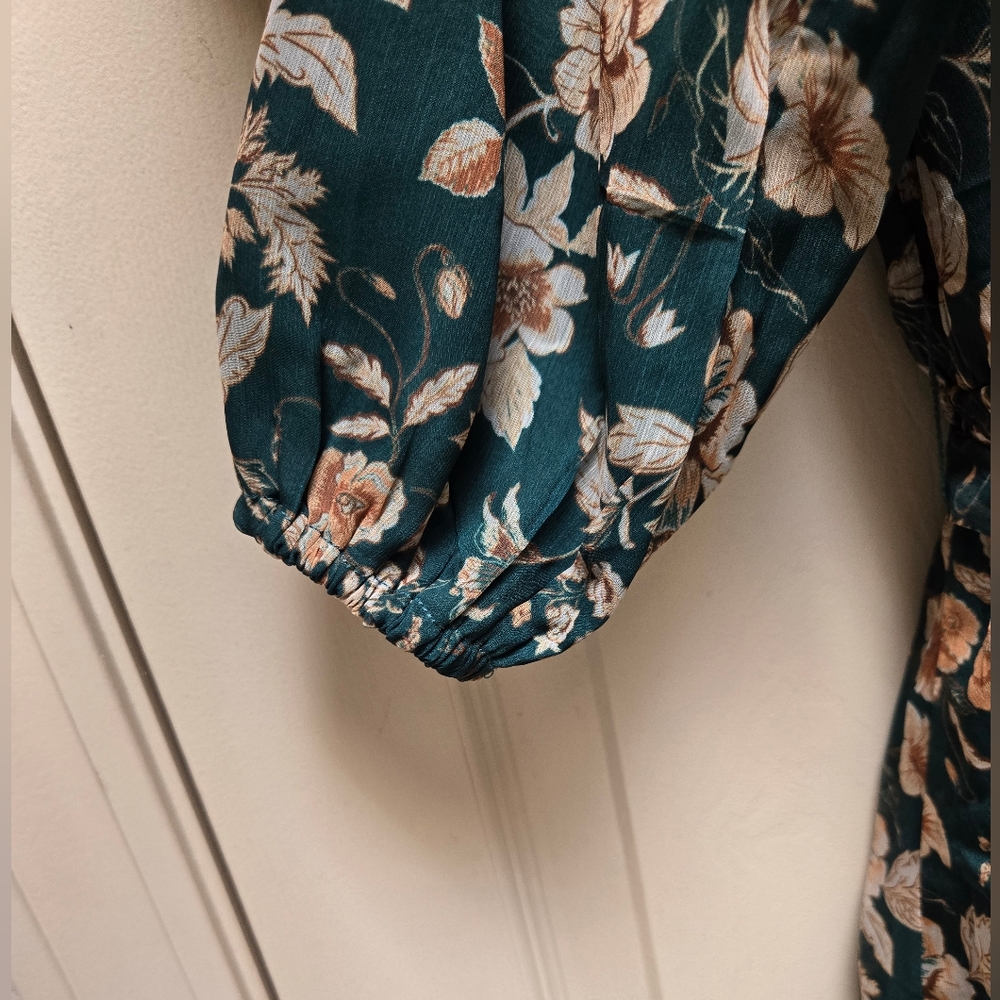 NWT Cupshe Floral Green Dress, Medium - Picture 4 of 10